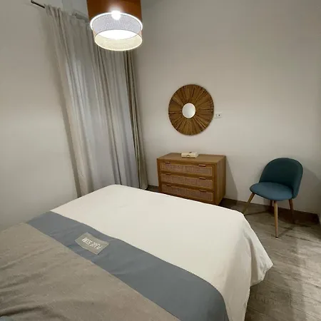 Bamboo House דירה